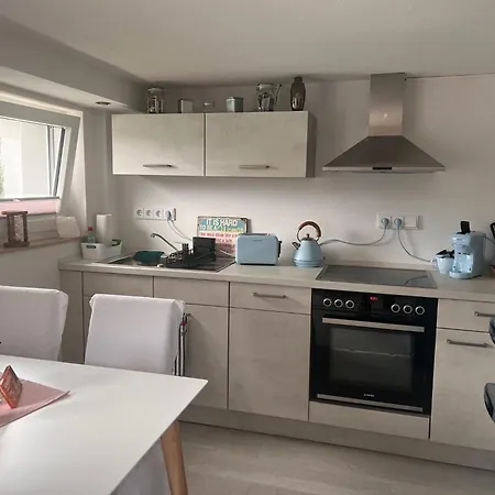 Apartmán Charmante Einliegerwohnung, 3 In Ruhiger Wohnlage, 60qm, Mit Gemuetlicher Suedterrasse