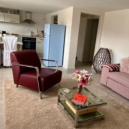 Charmante Einliegerwohnung, 3 In Ruhiger Wohnlage, 60qm, Mit Gemuetlicher Suedterrasse Apartmán *